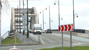 ВОЛЖСКИЙ МОСТ ПЕРЕКРОЮТ НА ТРИ ДНЯ